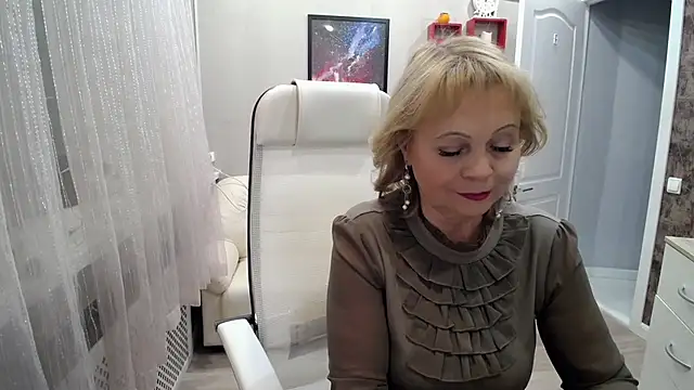 Milla_Cutie18's cam snapshot