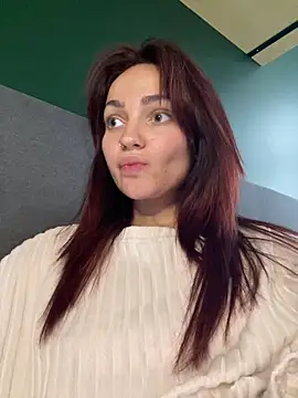 SaraLow's cam snapshot