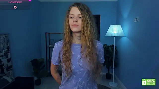 RayaNenlia's cam snapshot