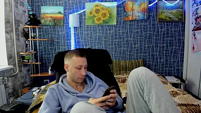 CuteBoy228's cam snapshot