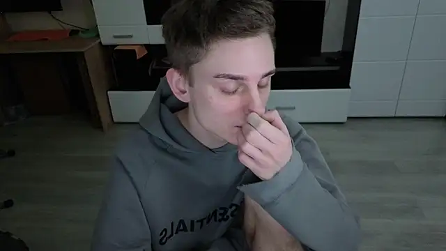 angryzan live sex cam