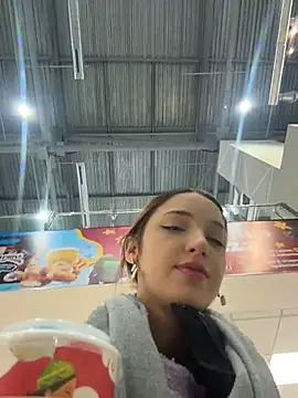 DollyTall live sex cam