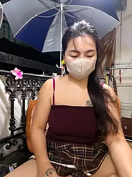 lyna_bl's cam snapshot