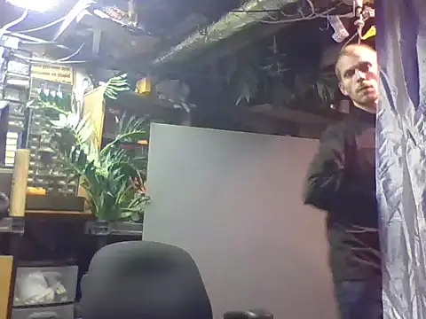 mrwinsalot88's cam snapshot