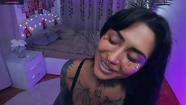 CharimgSabrina live sex cam