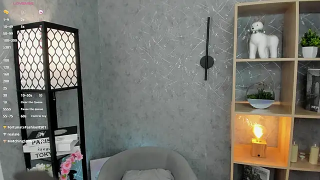 ElenoreReth live sex cam