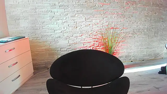 BellaNoir_'s cam snapshot