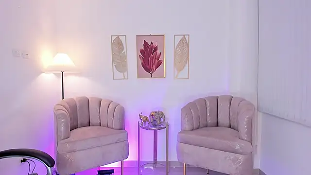 Layla_Breezee's cam snapshot