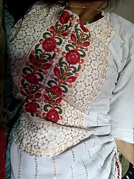 LOVELYKAJALBHABHI's cam snapshot