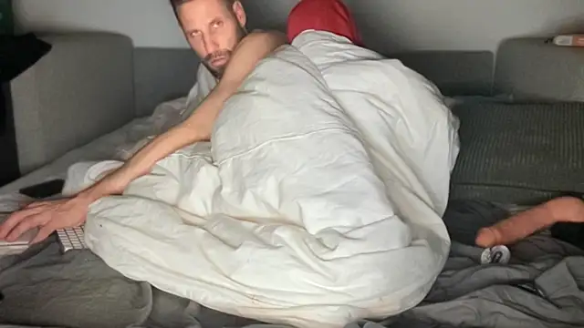 FckbbOy live sex cam