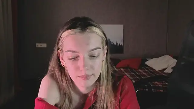 MILLIE_MUR's cam snapshot