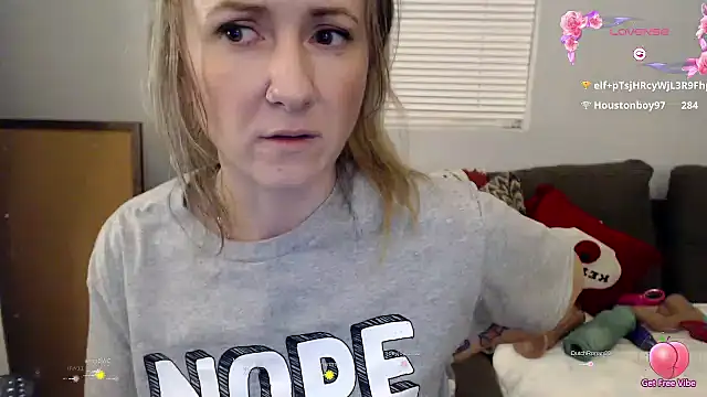 alluringpixie's cam snapshot