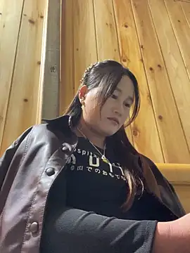 phungtiti's cam snapshot