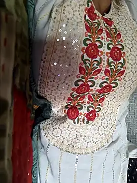 LOVELYKAJALBHABHI's cam snapshot