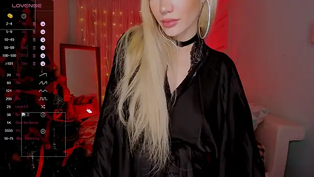 AnyaTaylor_'s cam snapshot