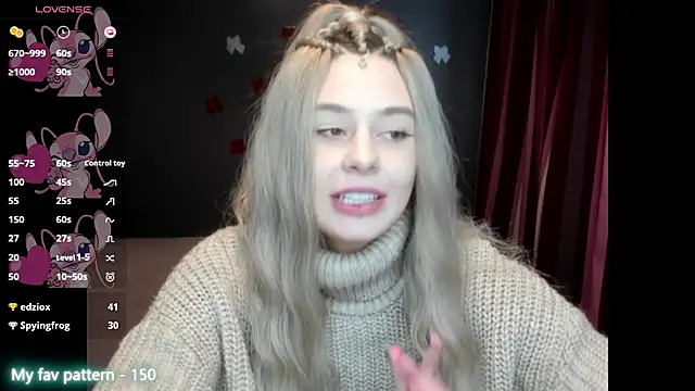 Miss_Fortuna's cam snapshot