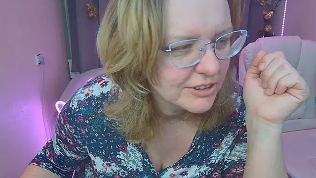 VestaWoody's cam snapshot