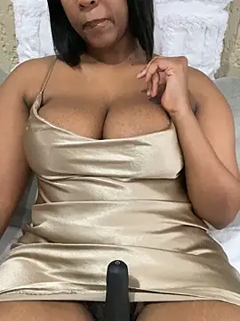 CaramelGoddess1's cam snapshot