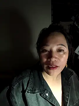 Y-eahi's cam snapshot