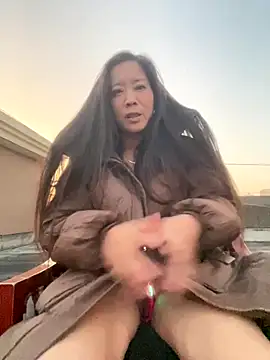 xiangxiang-love's cam snapshot