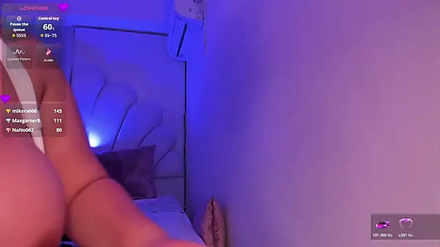 kitty_roouse live sex cam