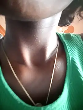 Petite_li live sex cam