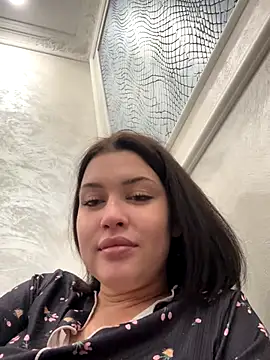 KikiWatson's cam snapshot