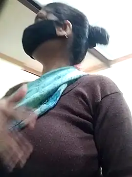 kaamuk_madhu's cam snapshot