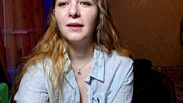 RomonaBustad's cam snapshot