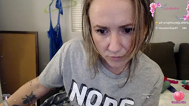 alluringpixie's cam snapshot