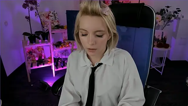 AuroraWrenfield's cam snapshot