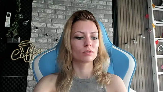 karo123421's cam snapshot