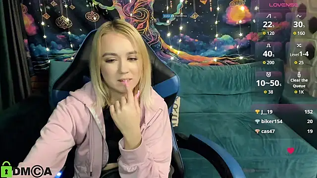 CrystalGirl99's cam snapshot