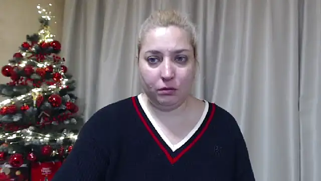 sweetpussy13's cam snapshot