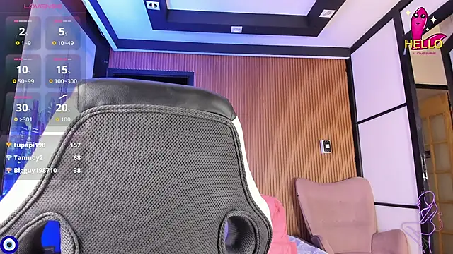 ThaliaBrooks_'s cam snapshot