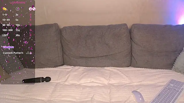 LunaAmor18's cam snapshot