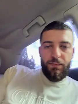 Pablo_Hornyguy95 live sex cam