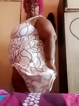 ZOQULUx live sex cam