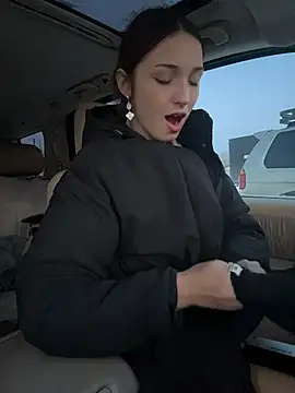 DollyTall live sex cam