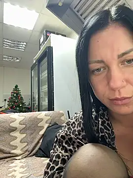 VaryaRose live sex cam