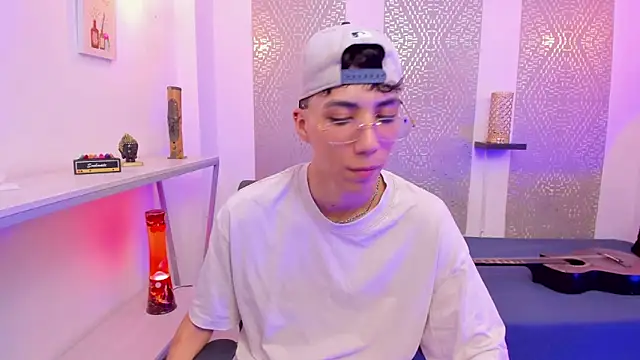 Nikolay_Gregori live sex cam