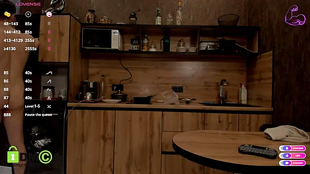 Model_Mike's cam snapshot