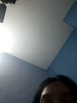 Koziekylie's cam snapshot