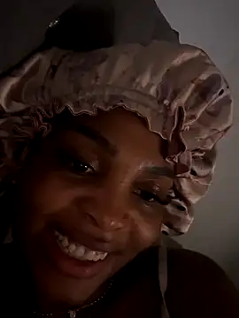 AuroraBrow's cam snapshot