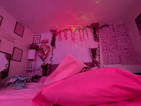 VixenCapri's cam snapshot