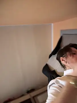 ZhenjaPoledance live sex cam