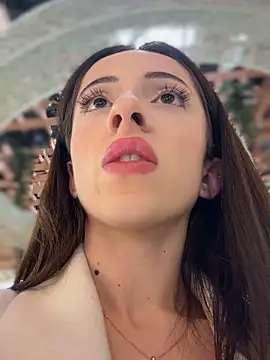 YeaLina live sex cam