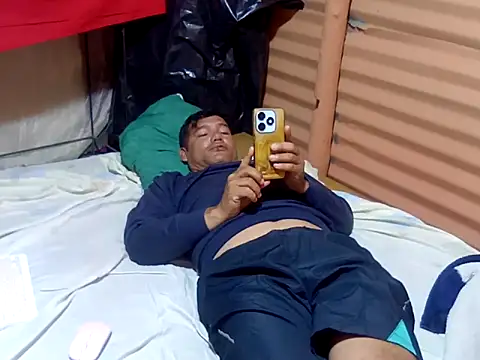 Franklin111230's cam snapshot