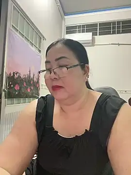 Alinat_'s cam snapshot