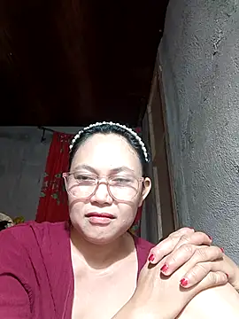 Everleigh_mom's cam snapshot